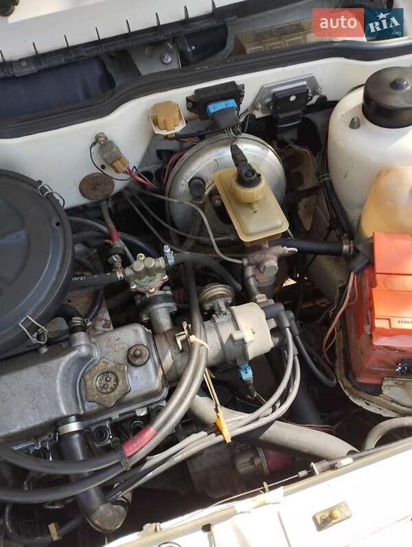 Хетчбек ВАЗ / Lada 2108 1988 в Гайсину