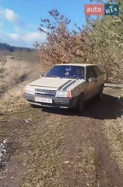 Хэтчбек ВАЗ 2108 1989 в 