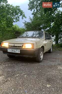 Хэтчбек ВАЗ 2108 1985 в 