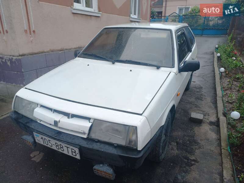 Хетчбек ВАЗ / Lada 2108 1989 в Львові