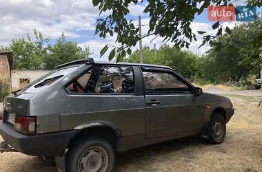 Хэтчбек ВАЗ 2108 1992 в 