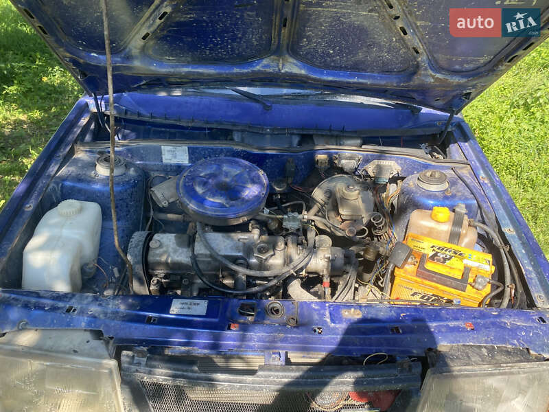 Хэтчбек ВАЗ / Lada 2108 1992 в Монастыриске фото 9 Хэтчбек ВАЗ / Lada 2108 1992 в Монастыриске