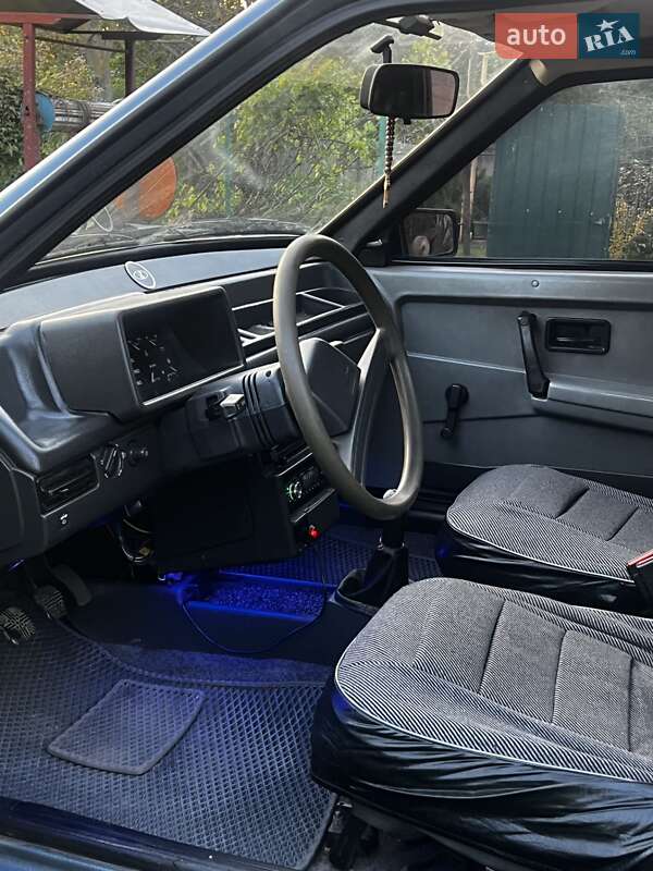 Хетчбек ВАЗ / Lada 2108 1990 в Ромнах