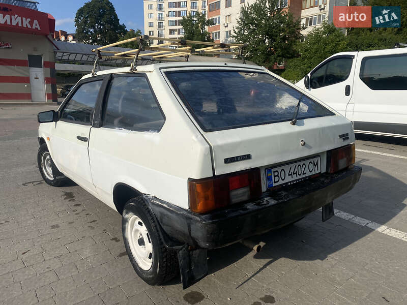Хэтчбек ВАЗ / Lada 2108 1991 в Тернополе фото 5 Хэтчбек ВАЗ / Lada 2108 1991 в Тернополе