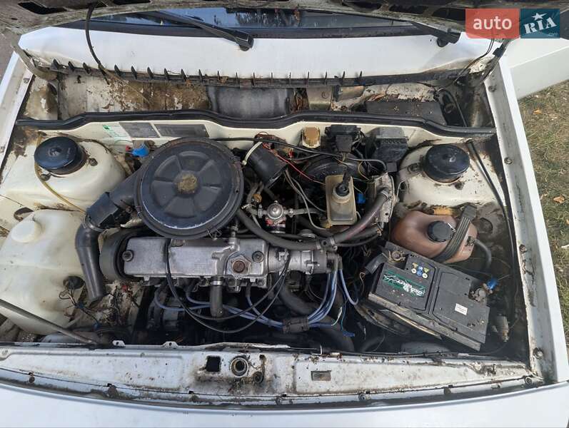 Хетчбек ВАЗ / Lada 2108 1990 в Рівному фото 9 Хетчбек ВАЗ / Lada 2108 1990 в Рівному