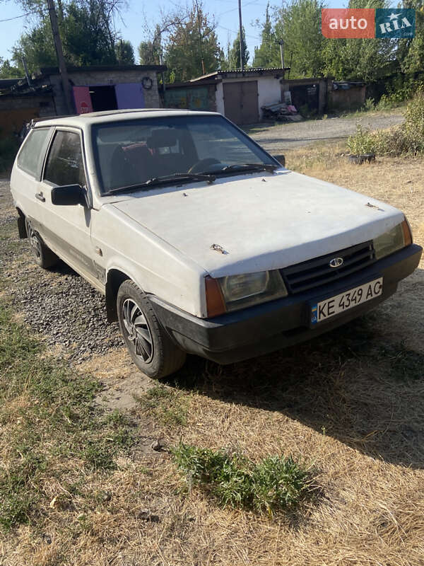 Хэтчбек ВАЗ / Lada 2108 1992 в Кривом Роге