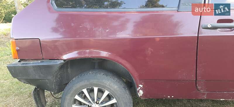 Хэтчбек ВАЗ / Lada 2108 1996 в Тростянце фото 11 Хэтчбек ВАЗ / Lada 2108 1996 в Тростянце