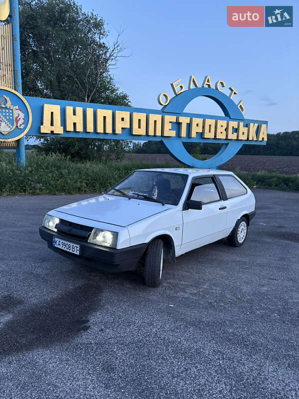 Хетчбек ВАЗ / Lada 2108 1987 в Києві