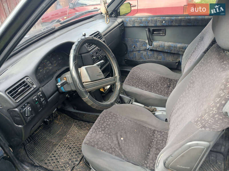 Хэтчбек ВАЗ / Lada 2108 1992 в Сколе фото 5 Хэтчбек ВАЗ / Lada 2108 1992 в Сколе