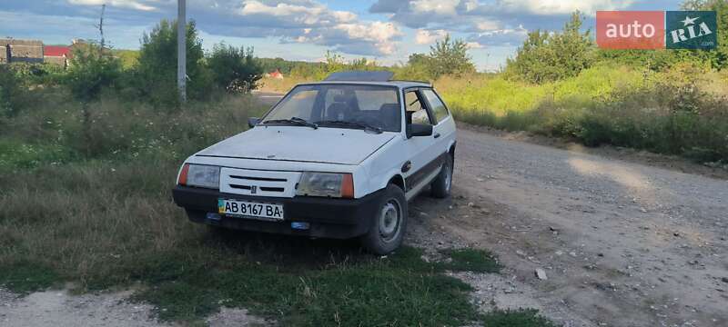 Хэтчбек ВАЗ 2108 1992 в 
