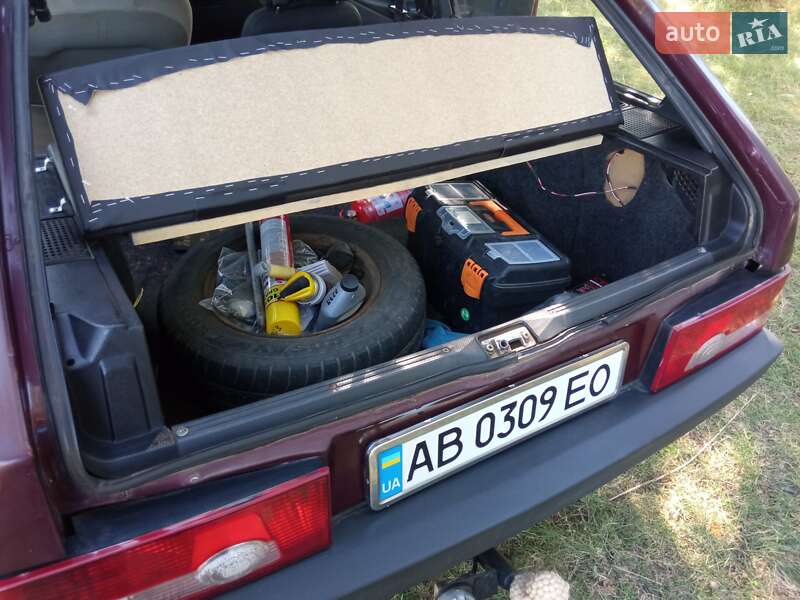 Хэтчбек ВАЗ / Lada 2108 1993 в Барвенкове