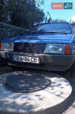 Хетчбек ВАЗ 2108 1989 в Кельменцях