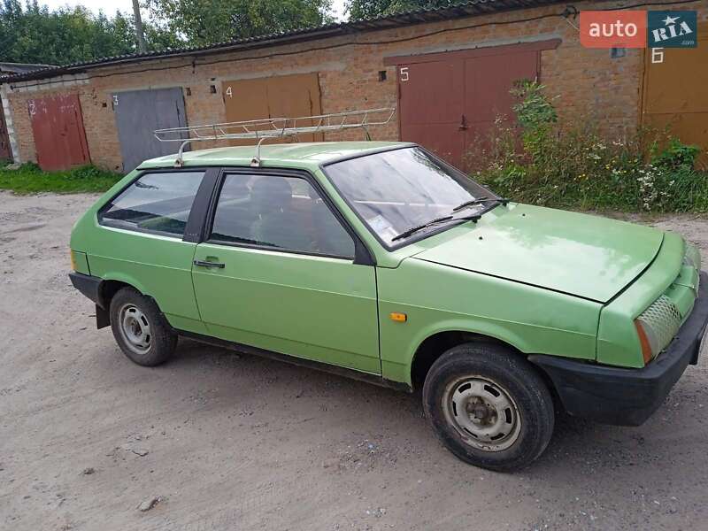 Хэтчбек ВАЗ / Lada 2108 1986 в Глухове