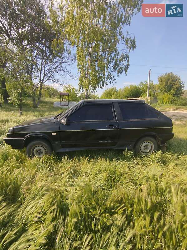 Хэтчбек ВАЗ / Lada 2108 1987 в Окнах