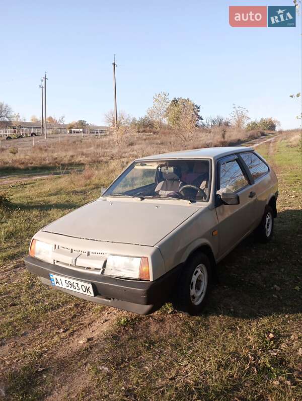 Хэтчбек ВАЗ 2108 1988 в 