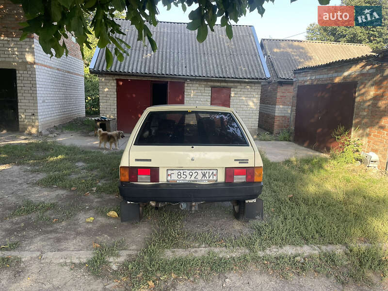 Хэтчбек ВАЗ / Lada 2108 1988 в Кременчуге