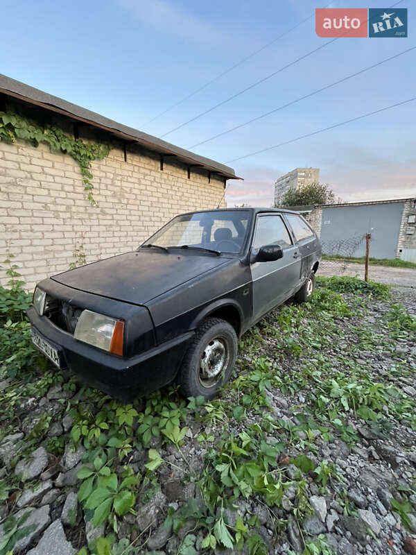 Хэтчбек ВАЗ 2108 1991 в 