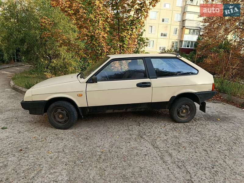 Хэтчбек ВАЗ / Lada 2108 1985 в Никополе