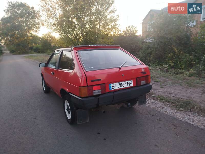Хэтчбек ВАЗ / Lada 2108 1987 в Ахтырке