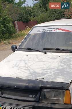 Хэтчбек ВАЗ 2108 1993 в Николаеве