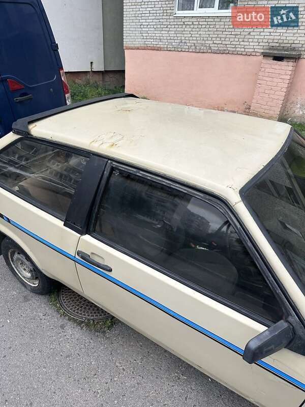 Хэтчбек ВАЗ / Lada 2108 1987 в Стрые