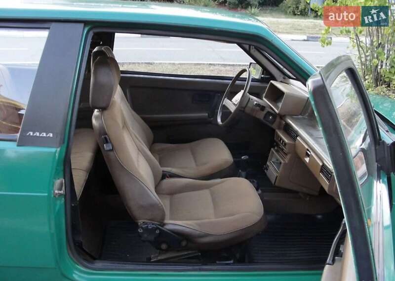 Хэтчбек ВАЗ / Lada 2108 1995 в Дергачах