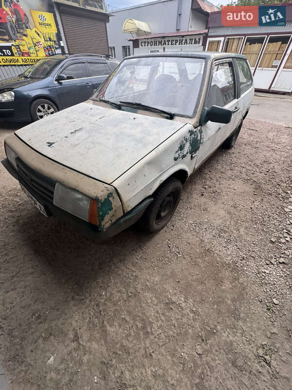 Хэтчбек ВАЗ / Lada 2108 2000 в Харькове