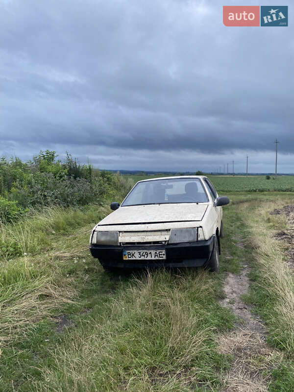 Хэтчбек ВАЗ / Lada 2108 1989 в Дубно