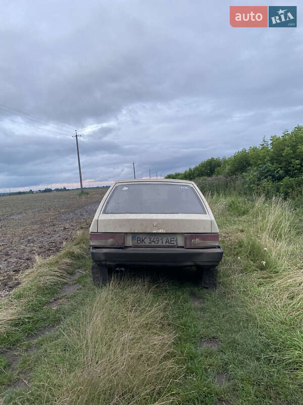 Хэтчбек ВАЗ / Lada 2108 1989 в Дубно