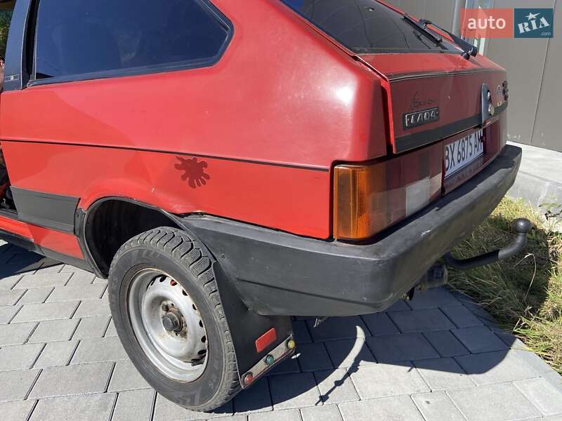 Хэтчбек ВАЗ / Lada 2108 1991 в Хмельницком