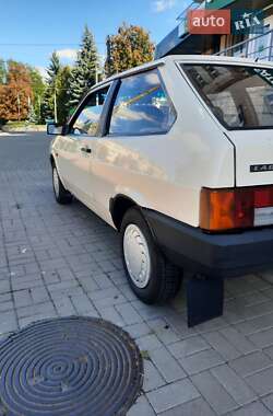 Хэтчбек ВАЗ 2108 1995 в 
