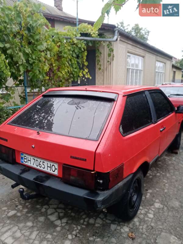 Хэтчбек ВАЗ / Lada 2108 1988 в Одессе