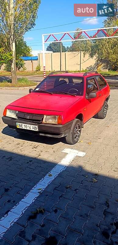 Хэтчбек ВАЗ 2108 1992 в 