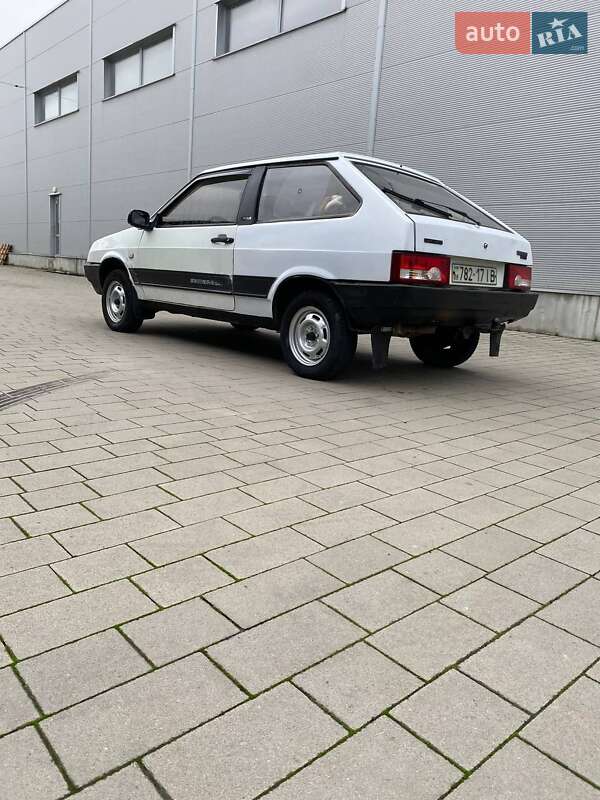 Хэтчбек ВАЗ / Lada 2108 1988 в Ивано-Франковске