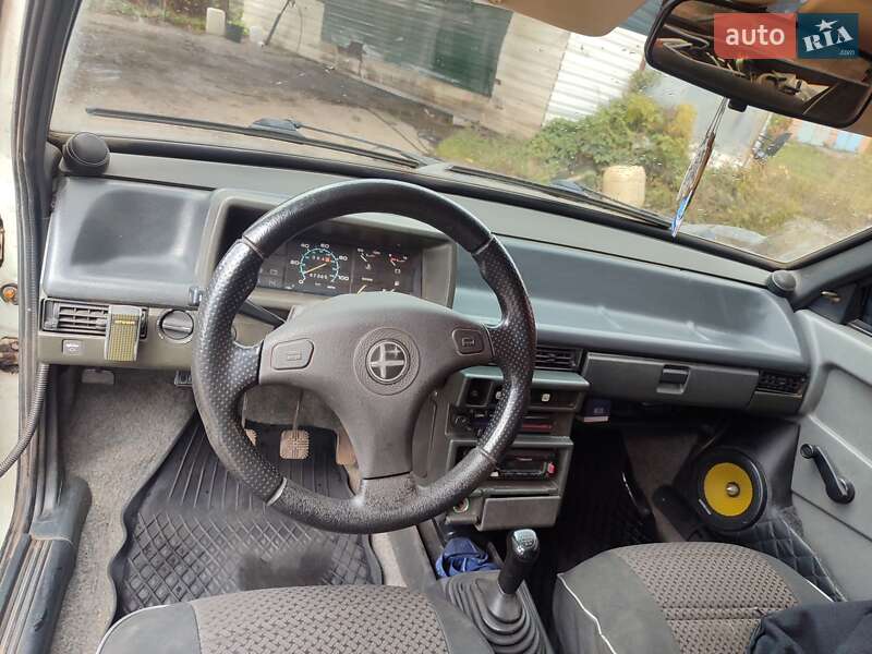 Хетчбек ВАЗ / Lada 2108 1990 в Ромнах