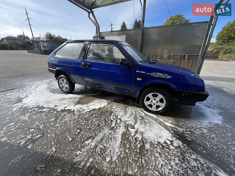 Хэтчбек ВАЗ / Lada 2108 1994 в Городенке