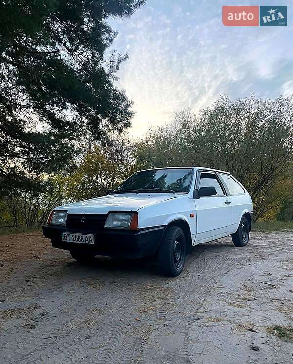 Хэтчбек ВАЗ / Lada 2108 1988 в Чугуеве фото 9 Хэтчбек ВАЗ / Lada 2108 1988 в Чугуеве