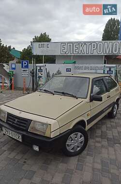 Хэтчбек ВАЗ 2108 1987 в 