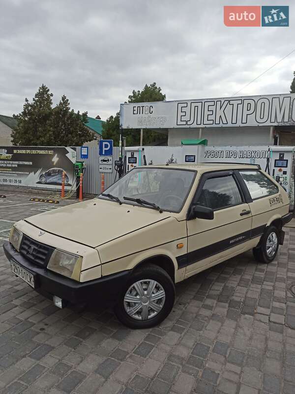 Хэтчбек ВАЗ / Lada 2108 1987 в Горишних Плавнях