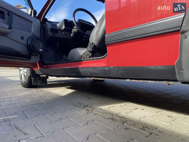 Хэтчбек ВАЗ / Lada 2108 1990 в Черновцах