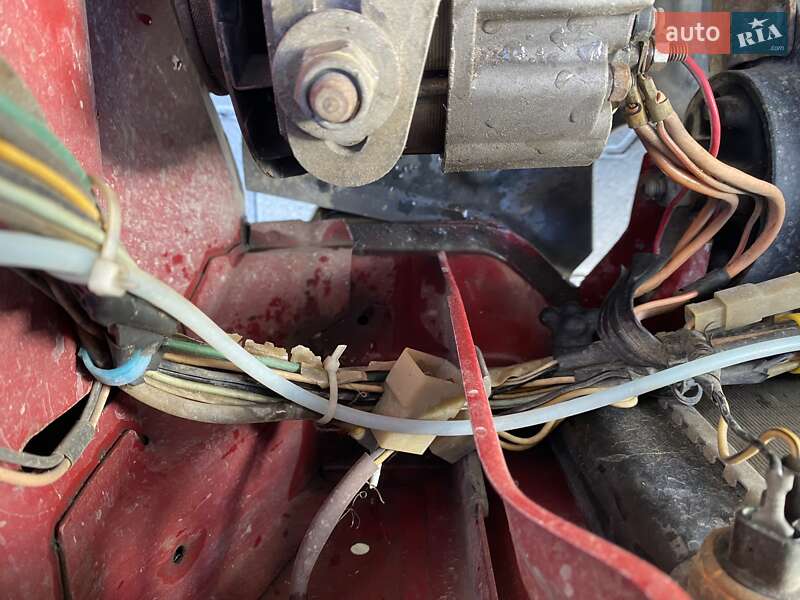 Хэтчбек ВАЗ / Lada 2108 1990 в Черновцах