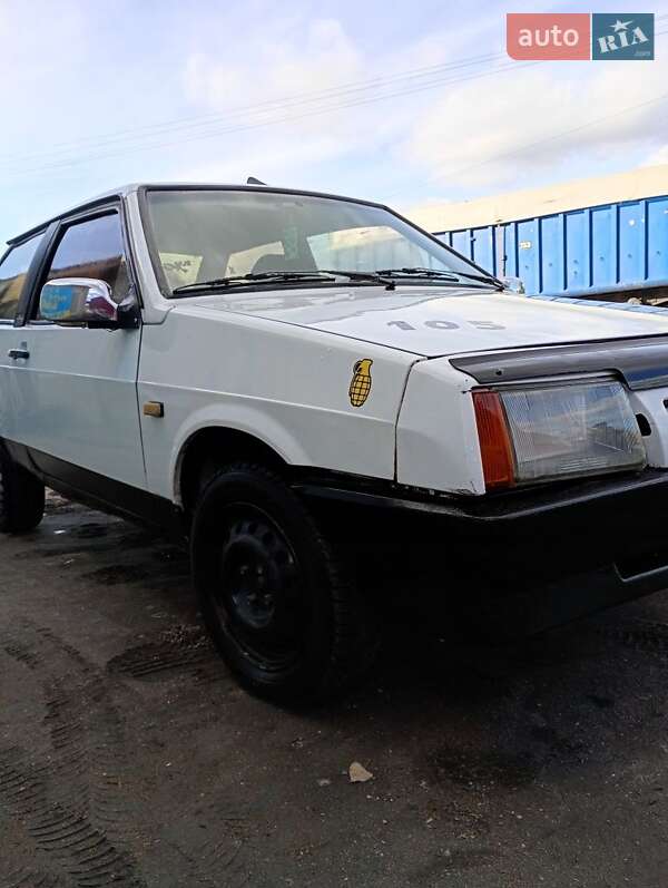 Хетчбек ВАЗ / Lada 2108 1986 в Брусилові