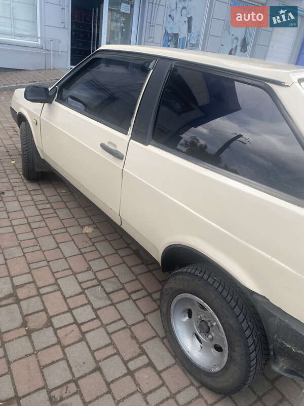 Хэтчбек ВАЗ / Lada 2108 1987 в Одессе
