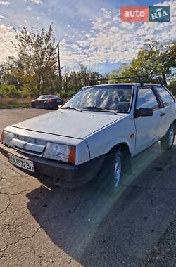 Хэтчбек ВАЗ 2108 1986 в  Хэтчбек ВАЗ 2108 1986 в