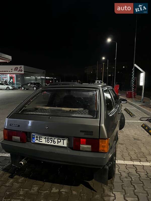 Хэтчбек ВАЗ / Lada 2108 1989 в Кривом Роге фото 5 Хэтчбек ВАЗ / Lada 2108 1989 в Кривом Роге