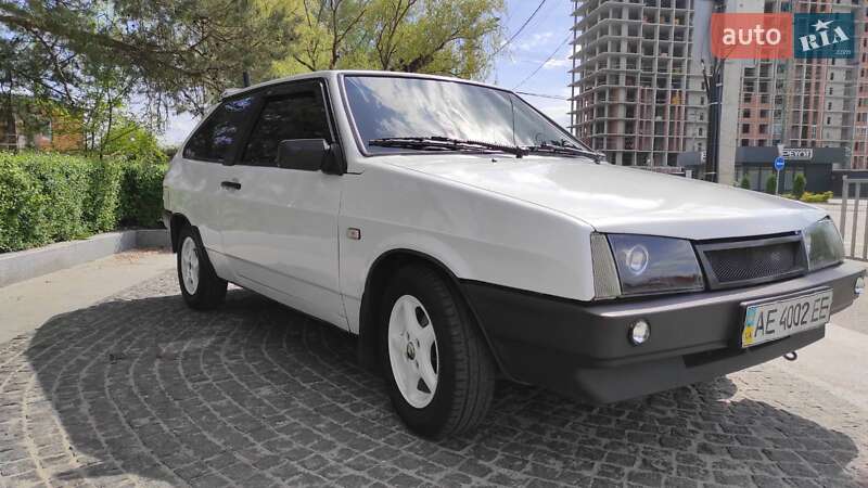 Хэтчбек ВАЗ / Lada 2108 1989 в Першотравенске