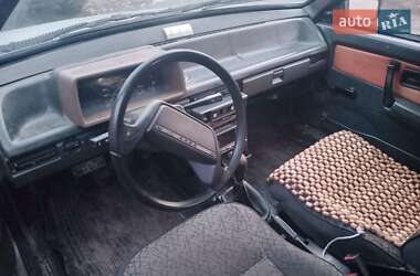 Хэтчбек ВАЗ 2108 1993 в  фото 3 Хэтчбек ВАЗ 2108 1993 в