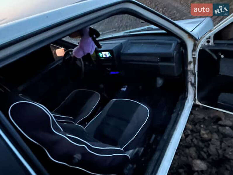 Хетчбек ВАЗ / Lada 2108 1989 в Городку