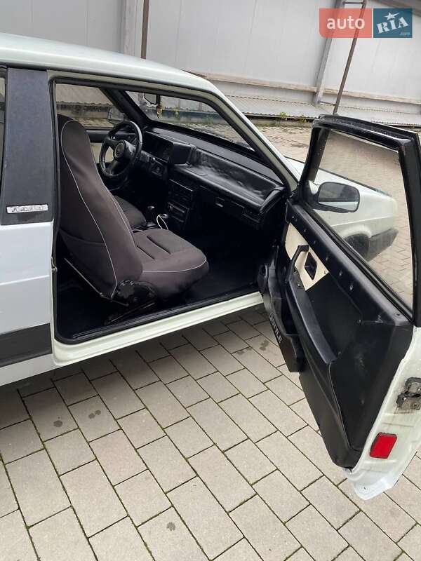 Хетчбек ВАЗ / Lada 2108 1988 в Івано-Франківську фото 8 Хетчбек ВАЗ / Lada 2108 1988 в Івано-Франківську