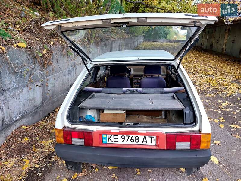 Хетчбек ВАЗ / Lada 2108 1986 в Дніпрі фото 6 Хетчбек ВАЗ / Lada 2108 1986 в Дніпрі